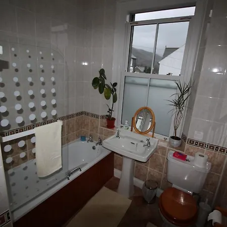 Bluestones فندق مبيت وإفطار 4*