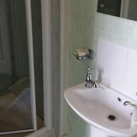 Bluestones فندق مبيت وإفطار